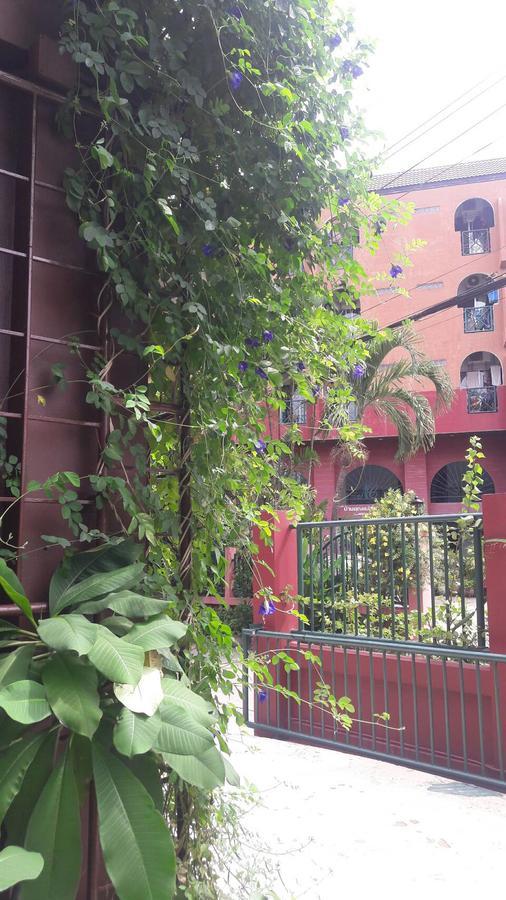 Baankhunmae Apartment Μπανγκόκ Εξωτερικό φωτογραφία